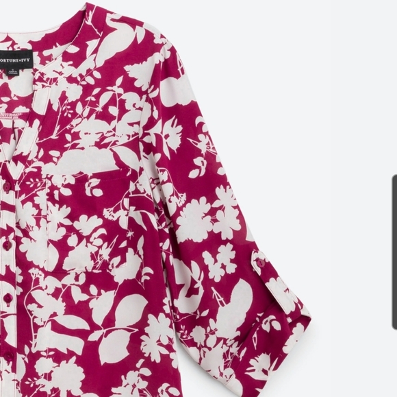 Fortune and Ivy button down. Size small - Picture 2 of 6